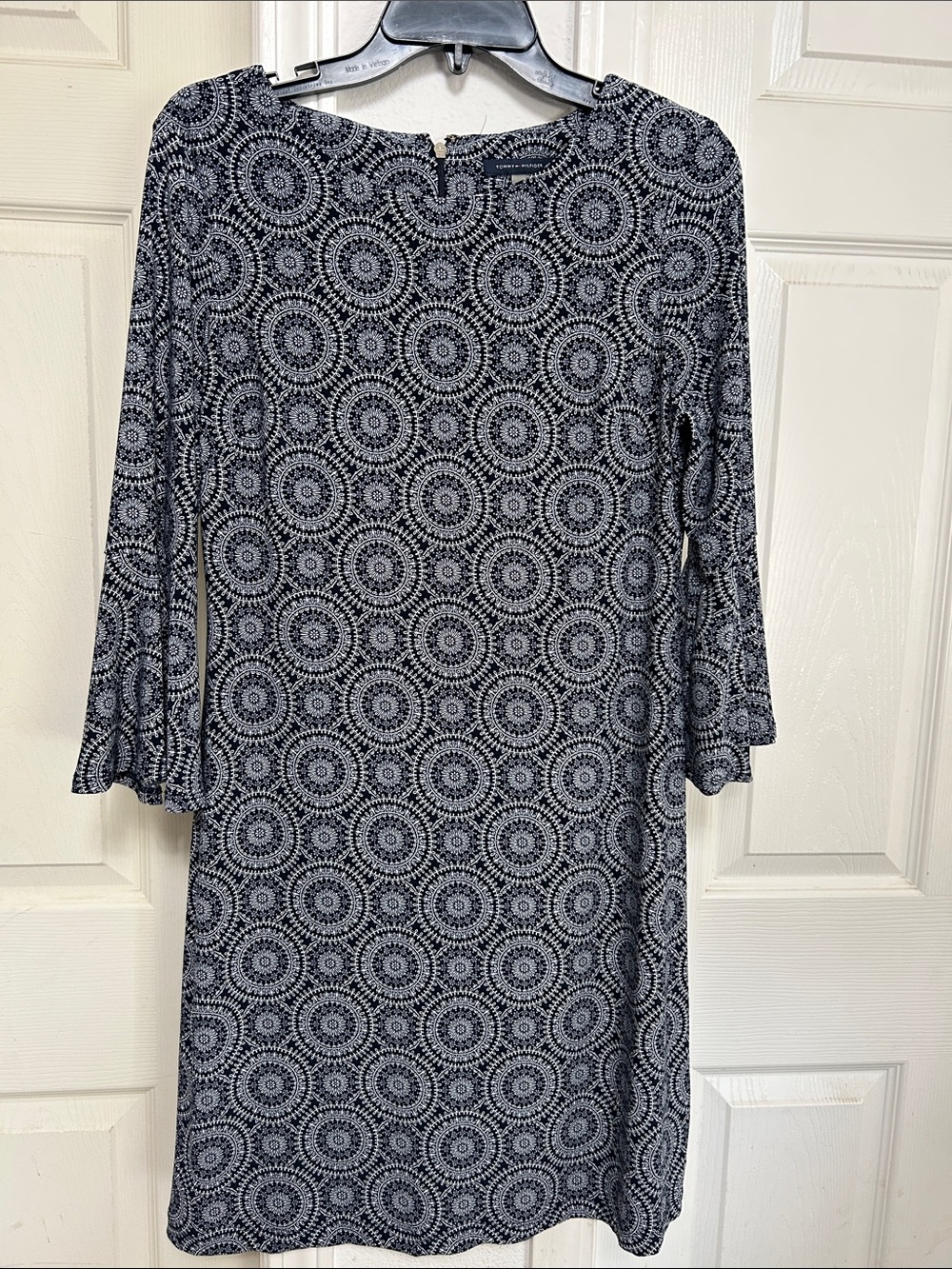 Size 6 Dress Tommy Hilfiger